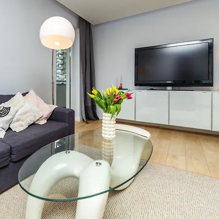 Lägenhet Modern W Albatross Towers